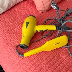 Drybar Vibrant Yellow Styling Set